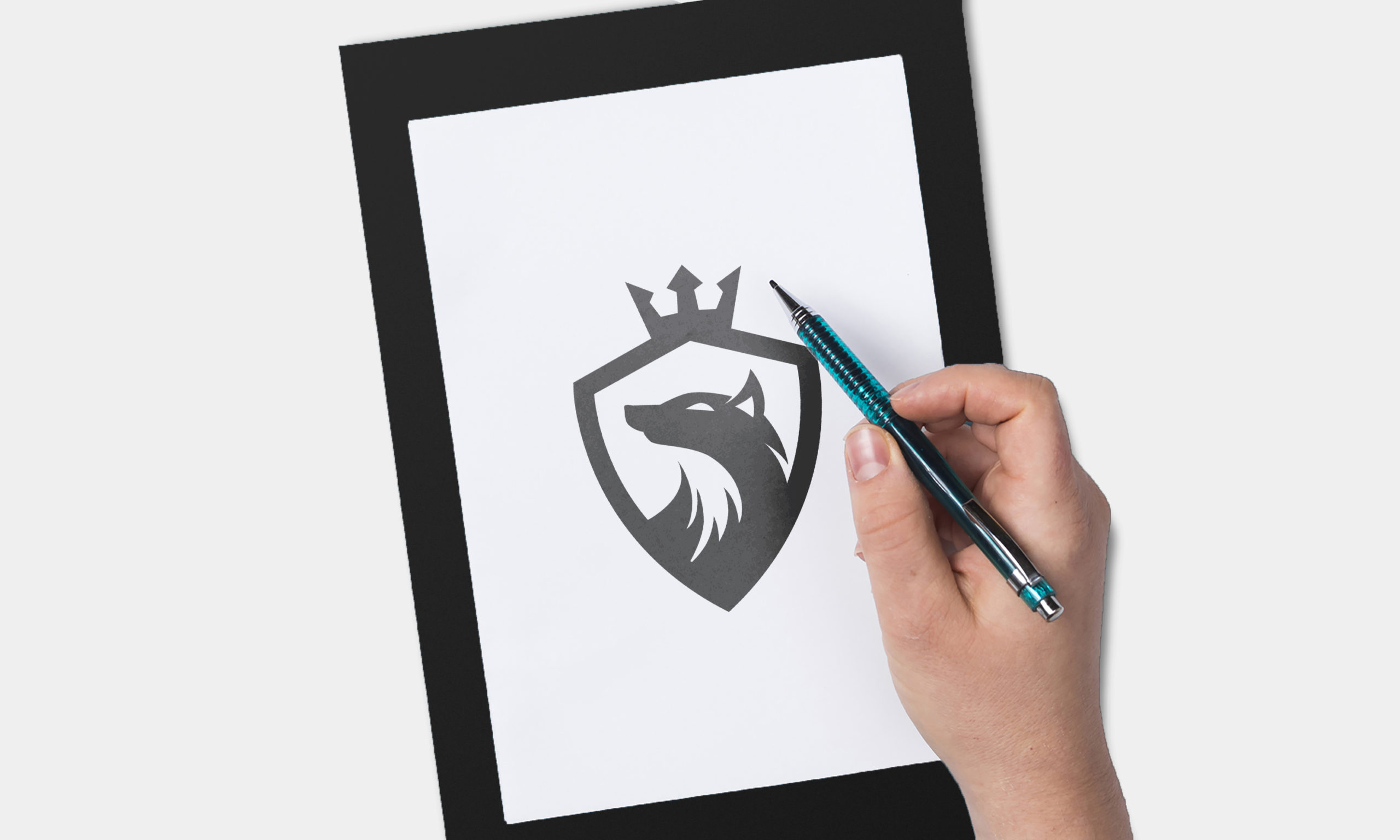 WOLF DESIGN 1 Design Blason Loup Roi